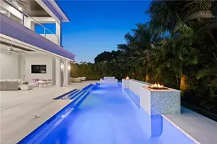 646 Anchor Rode Dr, Naples, FL 34103 - Photo 5
