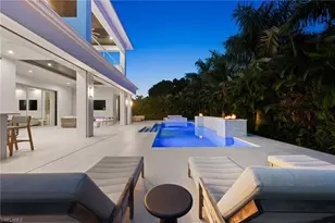 646 Anchor Rode Dr, Naples, FL 34103 - Photo 3