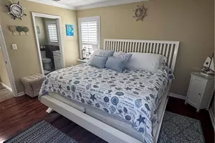 110 Leawood Cir, Naples, FL 34104 - Photo 7