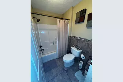 110 Leawood Cir, Naples, FL 34104 - Photo 9