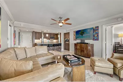 666 3rd St S #202, Naples, FL 34102 - Photo 7