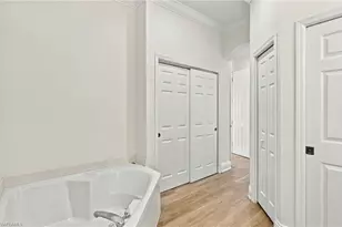 1806 Leamington Ln, Naples, FL 34109 - Photo 19