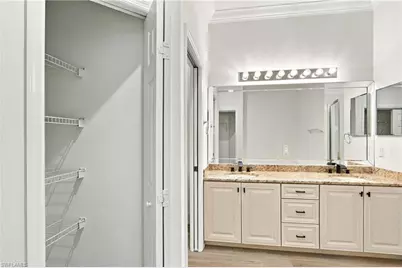 1806 Leamington Ln, Naples, FL 34109 - Photo 17