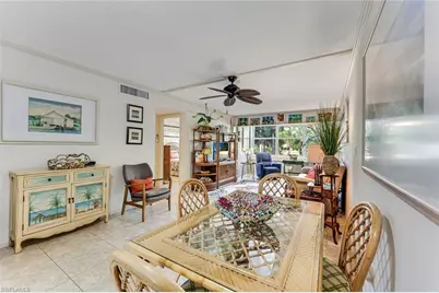 72 7th St S #202, Naples, FL 34102 - Photo 9