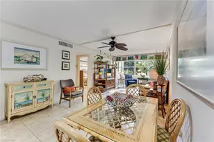 72 7th St S, Naples, FL 34102 - Photo 9