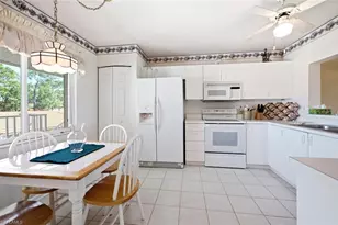 575 Saratoga Cir, Naples, FL 34104 - Photo 9