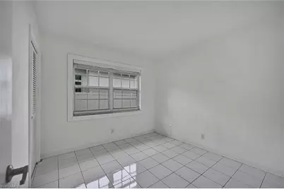 626 Rudder Rd, Naples, FL 34102 - Photo 5