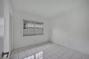 626 Rudder Rd, Naples, FL 34102 - Photo 5