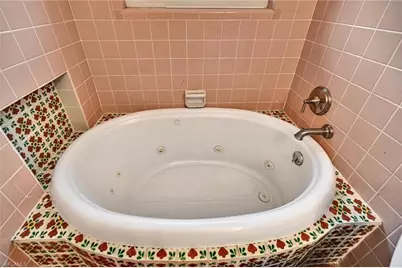 626 Rudder Rd, Naples, FL 34102 - Photo 7