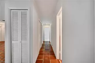 626 Rudder Rd, Naples, FL 34102 - Photo 9
