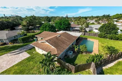 3490 Santiago Way, Naples, FL 34105 - Photo 49