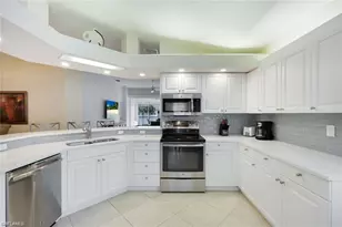 6914 Satinleaf Rd N, Naples, FL 34109 - Photo 11