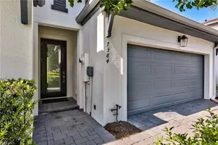 7384 Rockefeller Dr, Naples, FL 34119 - Photo 27