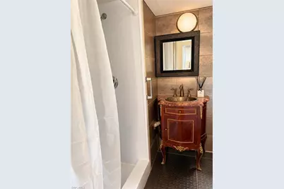 1 Jacaranda Ct, Naples, FL 34110 - Photo 7