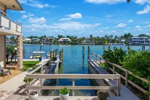 2500 Gulf Shore Blvd N, Naples, FL 34103 - Photo 23
