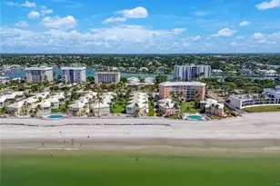 2500 Gulf Shore Blvd N, Naples, FL 34103 - Photo 27
