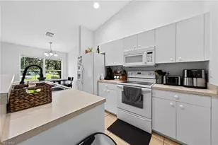 1241 Brookpark Ave, Fort Myers, FL 33913 - Photo 3
