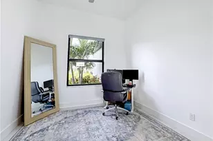 1129 NE 4th Pl, Cape Coral, FL 33909 - Photo 11