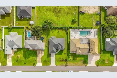 1129 NE 4th Pl, Cape Coral, FL 33909 - Photo 47