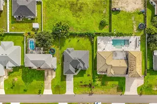 1129 NE 4th Pl, Cape Coral, FL 33909 - Photo 47