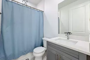 1129 NE 4th Pl, Cape Coral, FL 33909 - Photo 25