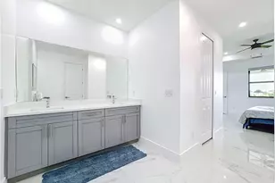 1129 NE 4th Pl, Cape Coral, FL 33909 - Photo 35