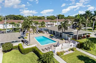473 12th Ave S, Naples, FL 34102 - Photo 15