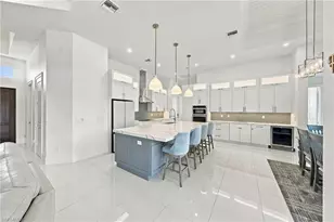 111 1st St, Naples, FL 34113 - Photo 9