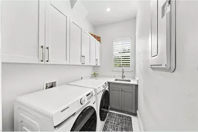 111 1st St, Naples, FL 34113 - Photo 31