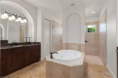 5758 Hammock Isles Dr, Naples, FL 34119 - Photo 23