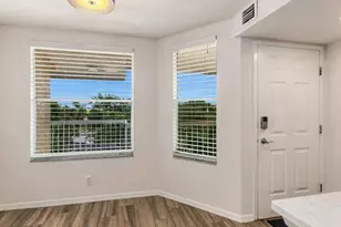 380 Horse Creek Dr, Naples, FL 34110 - Photo 7