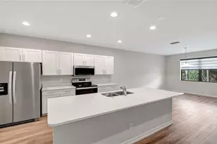 12965 Pembroke Dr, Naples, FL 34105 - Photo 5