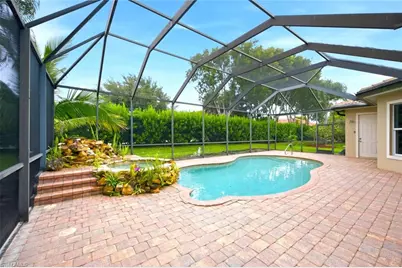 24924 Fairwinds Ln, Bonita Springs, FL 34135 - Photo 3