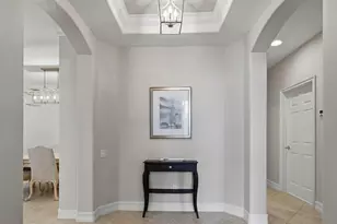905 Carrick Bend Cir, Naples, FL 34110 - Photo 3