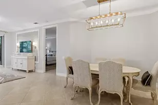 905 Carrick Bend Cir, Naples, FL 34110 - Photo 15