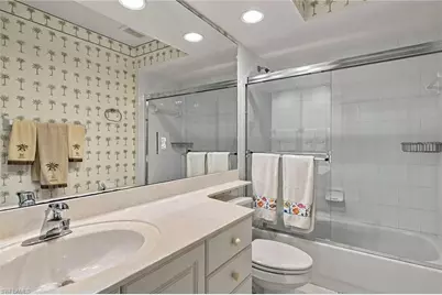 798 Eagle Creek Dr #302, Naples, FL 34113 - Photo 17