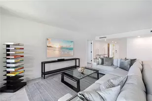 10951 Gulf Shore Dr, Naples, FL 34108 - Photo 3