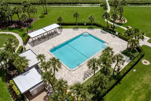 10951 Gulf Shore Dr, Naples, FL 34108 - Photo 23
