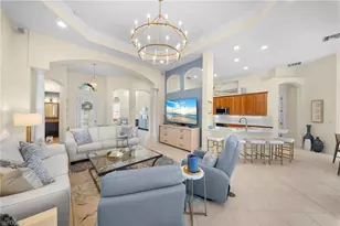 8722 Mustang Island Cir, Naples, FL 34113 - Photo 9