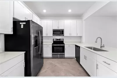 2916 Blossom Way, Naples, FL 34120 - Photo 5