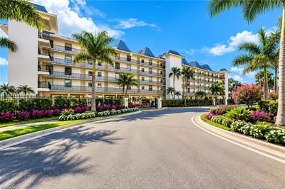271 Southbay Dr #240, Naples, FL 34108 - Photo 3