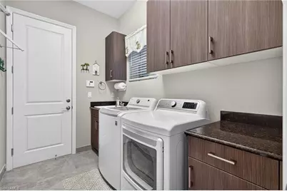 28586 Twain Dr, Bonita Springs, FL 34135 - Photo 23
