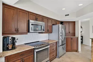 4255 Gulf Shore Blvd N, Naples, FL 34103 - Photo 13