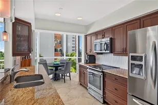 4255 Gulf Shore Blvd N, Naples, FL 34103 - Photo 11