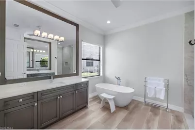 3927 Torrens Ct, Naples, FL 34119 - Photo 21