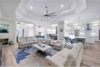 3927 Torrens Ct, Naples, FL 34119 - Photo 7
