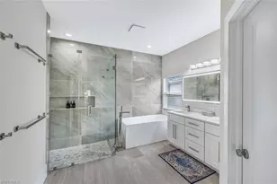 8260 Laurel Lakes Blvd, Naples, FL 34119 - Photo 23