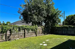 7435 Pebble Beach Rd, Fort Myers, FL 33967 - Photo 17