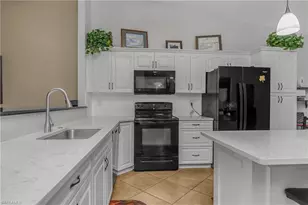 8677 Mustang Dr, Naples, FL 34113 - Photo 15
