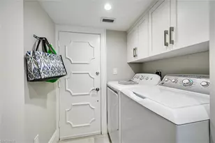1275 Gulf Shore Blvd N, Naples, FL 34102 - Photo 27